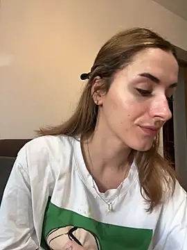 Snapshot of AriaAdda chatting on March 7, 2026, 3:20 pm AriaAdda online show from March 7, 2026, 3:20 pm