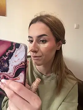 Snapshot of AriaAdda chatting on March 18, 2026, 1:58 pm AriaAdda online show from March 18, 2026, 1:58 pm