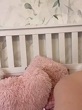 Snapshot of AriaAdda chatting on March 21, 2026, 1:37 pm AriaAdda online show from March 21, 2026, 1:37 pm