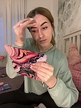 Snapshot of AriaAdda chatting on March 31, 2026, 4:40 pm AriaAdda online show from March 31, 2026, 4:40 pm