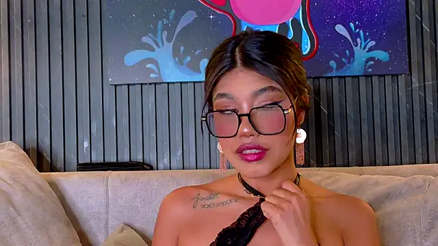 ZafiraRose online show from November 2, 2025, 3:03 pm