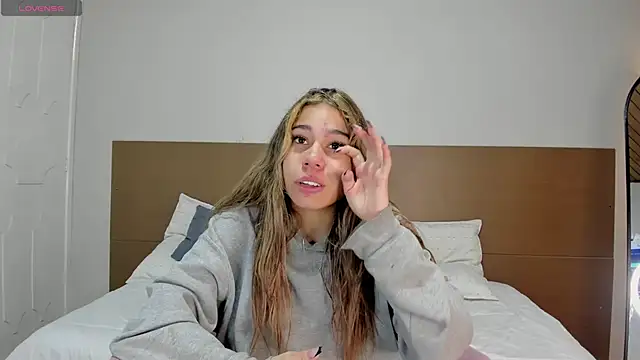 Rachell criss online show from May 13, 2026, 3:59 am