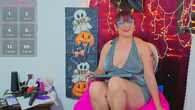 ElegantRouse online show from October 18, 2025, 7:03 pm