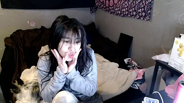 London Ray online show from March 1, 2026, 9:28 pm