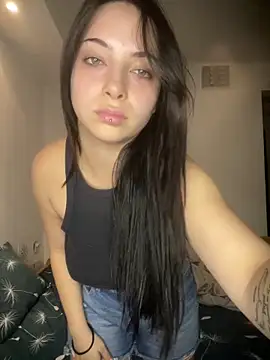 Bella  Booty online show from September 25, 2025, 9:51 pm