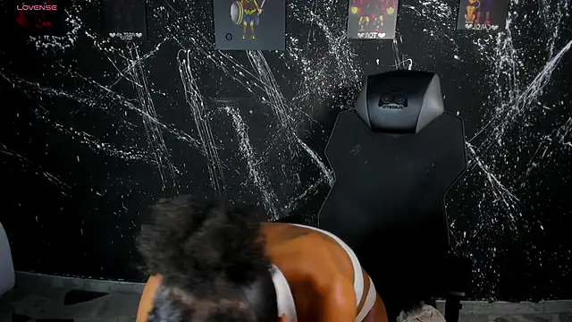 kileyyHot online show from September 30, 2025, 5:01 am