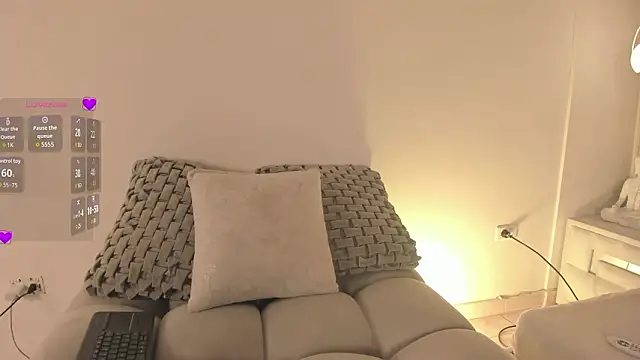 Snapshot of im_kasumi chatting on February 19, 2026, 12:23 pm im kasumi online show from February 19, 2026, 12:23 pm