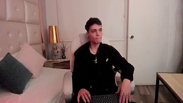 dark sun302 online show from December 19, 2025, 3:02 am