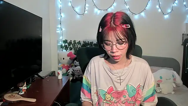 dolliette24 online show from November 8, 2025, 7:08 am