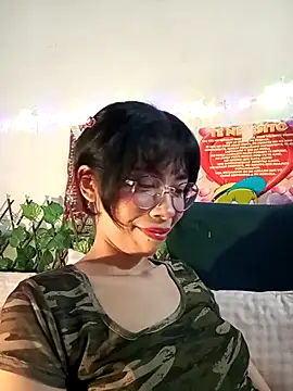 dolliette24 online show from February 12, 2026, 3:01 am