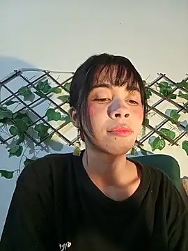 dolliette24 online show from May 20, 2026, 5:35 am