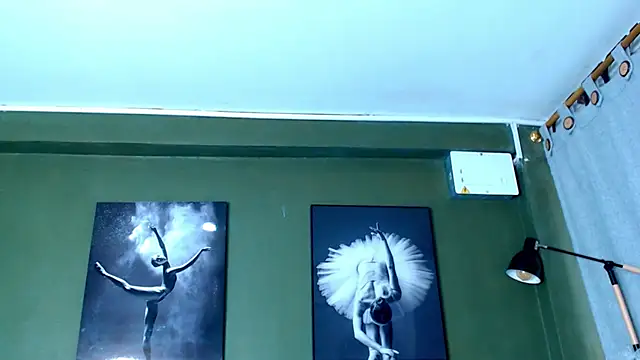 Snapshot of Evaa_18 chatting on September 23, 2025, 5:38 pm Evaa 18 online show from September 23, 2025, 5:38 pm