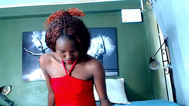 Snapshot of Evaa_18 chatting on October 8, 2025, 6:16 pm Evaa 18 online show from October 8, 2025, 6:16 pm