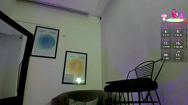 EvaWilde  online show from September 10, 2025, 10:37 am
