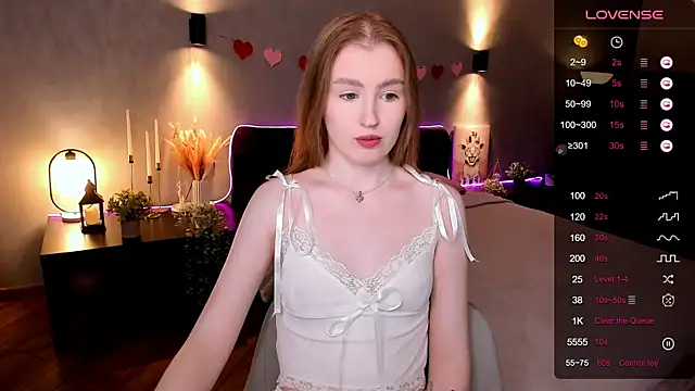 Snapshot of ShylaPie__ chatting on October 9, 2025, 2:20 am ShylaPie online show from October 9, 2025, 2:20 am