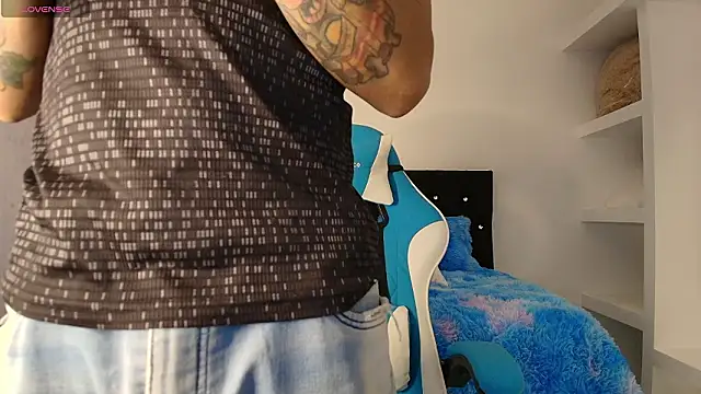 willou 86 online show from February 9, 2026, 5:06 pm