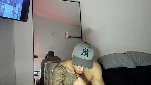 Snapshot of ThiagoLugo chatting on September 14, 2025, 6:40 pm ThiagoLugo online show from September 14, 2025, 6:40 pm