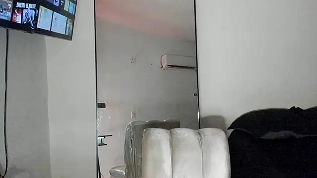 Snapshot of ThiagoLugo chatting on September 23, 2025, 4:10 pm ThiagoLugo online show from September 23, 2025, 4:10 pm