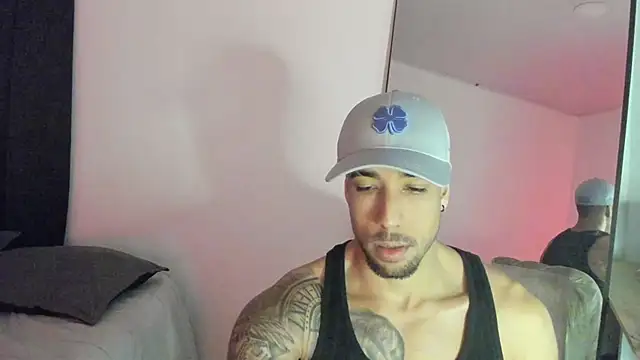 Snapshot of ThiagoLugo chatting on October 23, 2025, 5:29 am ThiagoLugo online show from October 23, 2025, 5:29 am