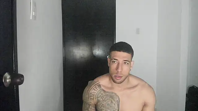 ThiagoLugo online show from June 14, 2026, 11:29 pm