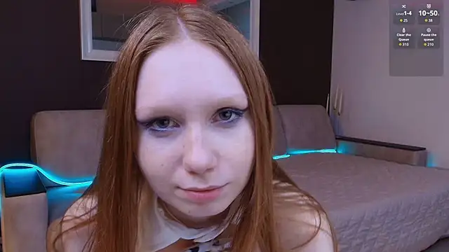 FoxyMira online show from May 7, 2026, 5:07 pm