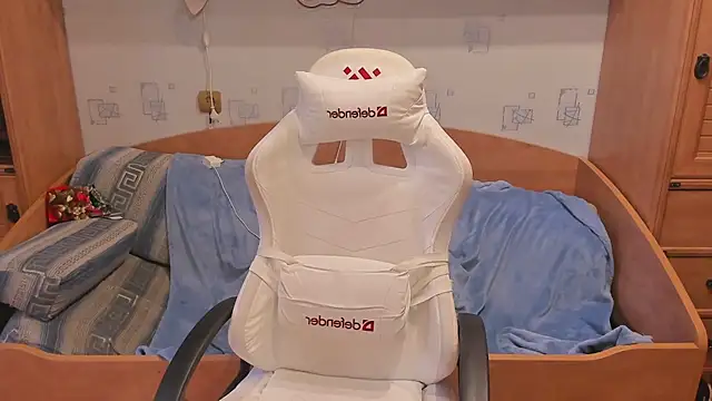 Dexter Bennett online show from March 2, 2026, 1:51 pm