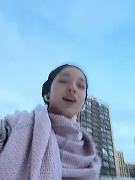 DollyTall online show from January 9, 2026, 7:22 am