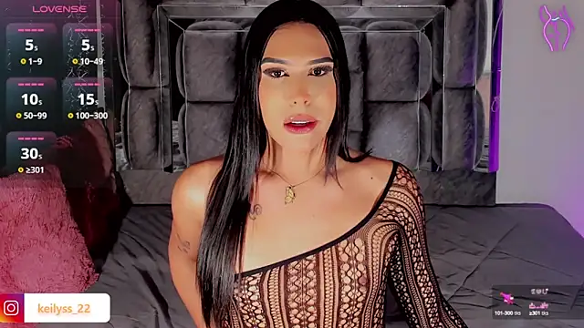 Snapshot of Keilyss_ chatting on September 26, 2025, 3:21 am Keilyss online show from September 26, 2025, 3:21 am