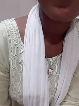 AnkitaDevi online show from September 9, 2025, 3:39 am