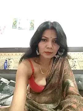 Yourhotsweetgirl online show from September 10, 2025, 4:45 am