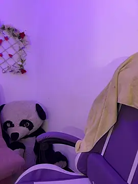 Emily Taylor2 online show from February 22, 2026, 2:02 am