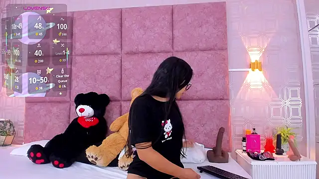 AmyStar1 online show from June 23, 2026, 9:35 pm