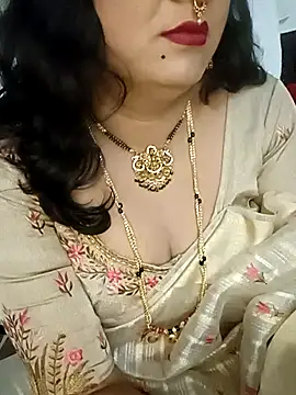 Snapshot of Niharika555 chatting on July 10, 2026, 8:33 pm Niharika555 online show from July 10, 2026, 8:33 pm