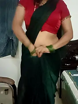 Snapshot of Niharika555 chatting on July 13, 2026, 5:05 pm Niharika555 online show from July 13, 2026, 5:05 pm