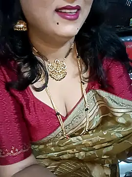 Snapshot of Niharika555 chatting on July 24, 2026, 5:33 pm Niharika555 online show from July 24, 2026, 5:33 pm