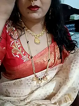 Snapshot of Niharika555 chatting on August 1, 2026, 5:12 pm Niharika555 online show from August 1, 2026, 5:12 pm