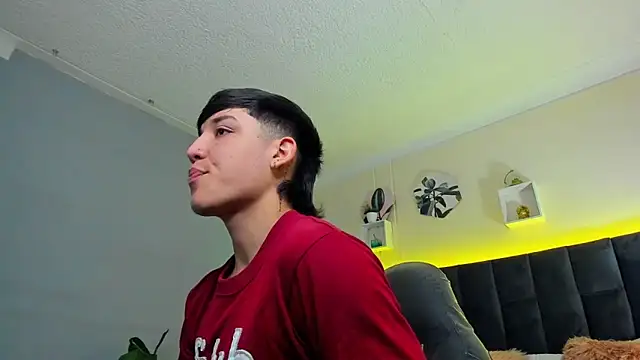 Ares di martin online show from September 12, 2025, 3:23 pm