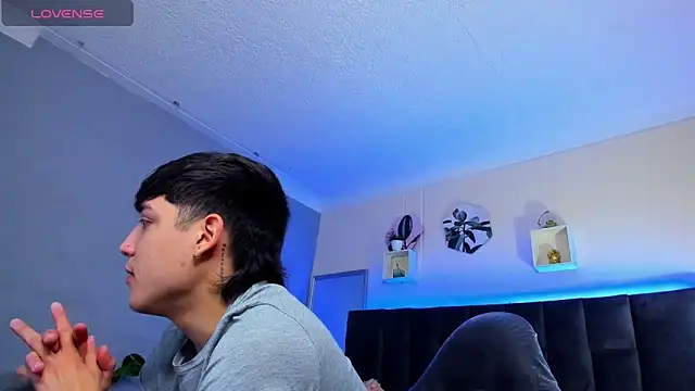 Ares di martin online show from September 26, 2025, 2:43 pm