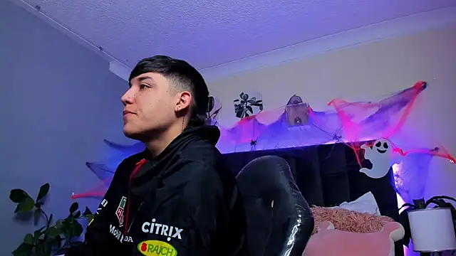 Ares di martin online show from October 8, 2025, 2:14 pm