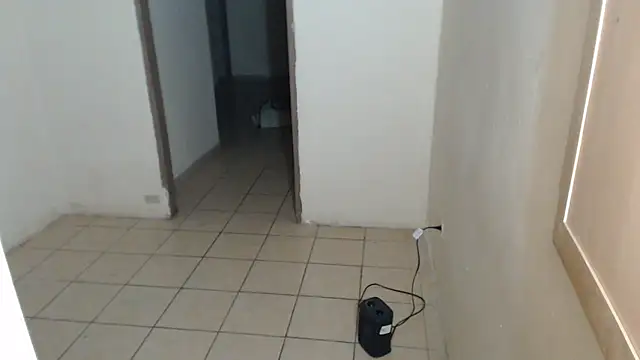 BlondZilla online show from December 18, 2025, 8:09 am