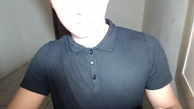 Snapshot of BlondZilla chatting on March 6, 2026, 12:56 pm BlondZilla online show from March 6, 2026, 12:56 pm