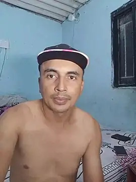 Snapshot of miroqui143 chatting on October 13, 2025, 11:49 pm miroqui143 online show from October 13, 2025, 11:49 pm