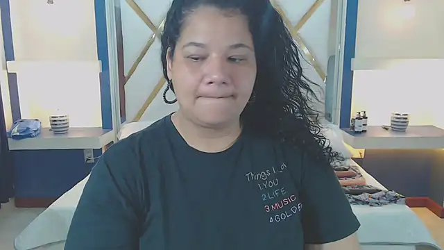 Snapshot of May_fk chatting on October 24, 2025, 1:46 am May fk online show from October 24, 2025, 1:46 am