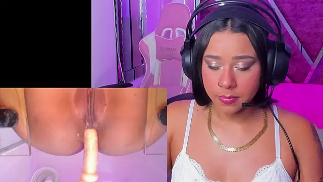 Snapshot of Gina_Kurt chatting on September 26, 2025, 3:43 am Gina Kurt online show from September 26, 2025, 3:43 am