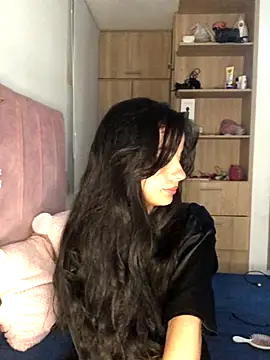 Snapshot of SelinaCatt_ chatting on November 13, 2025, 10:52 pm SelinaCatt online show from November 13, 2025, 10:52 pm