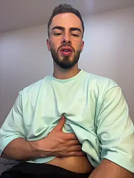 Snapshot of MaxDell chatting on February 11, 2026, 5:12 am MaxDell online show from February 11, 2026, 5:12 am