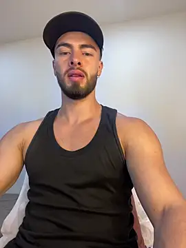 Snapshot of MaxDell chatting on February 12, 2026, 4:29 am MaxDell online show from February 12, 2026, 4:29 am