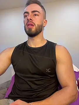 Snapshot of MaxDell chatting on February 25, 2026, 6:50 pm MaxDell online show from February 25, 2026, 6:50 pm