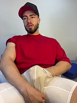 Snapshot of MaxDell chatting on March 24, 2026, 6:02 pm MaxDell online show from March 24, 2026, 6:02 pm