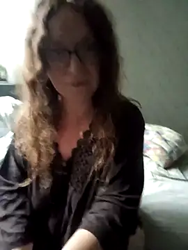 Snapshot of PerpetuaAnastagi chatting on October 9, 2025, 6:11 am PerpetuaAnastagi online show from October 9, 2025, 6:11 am